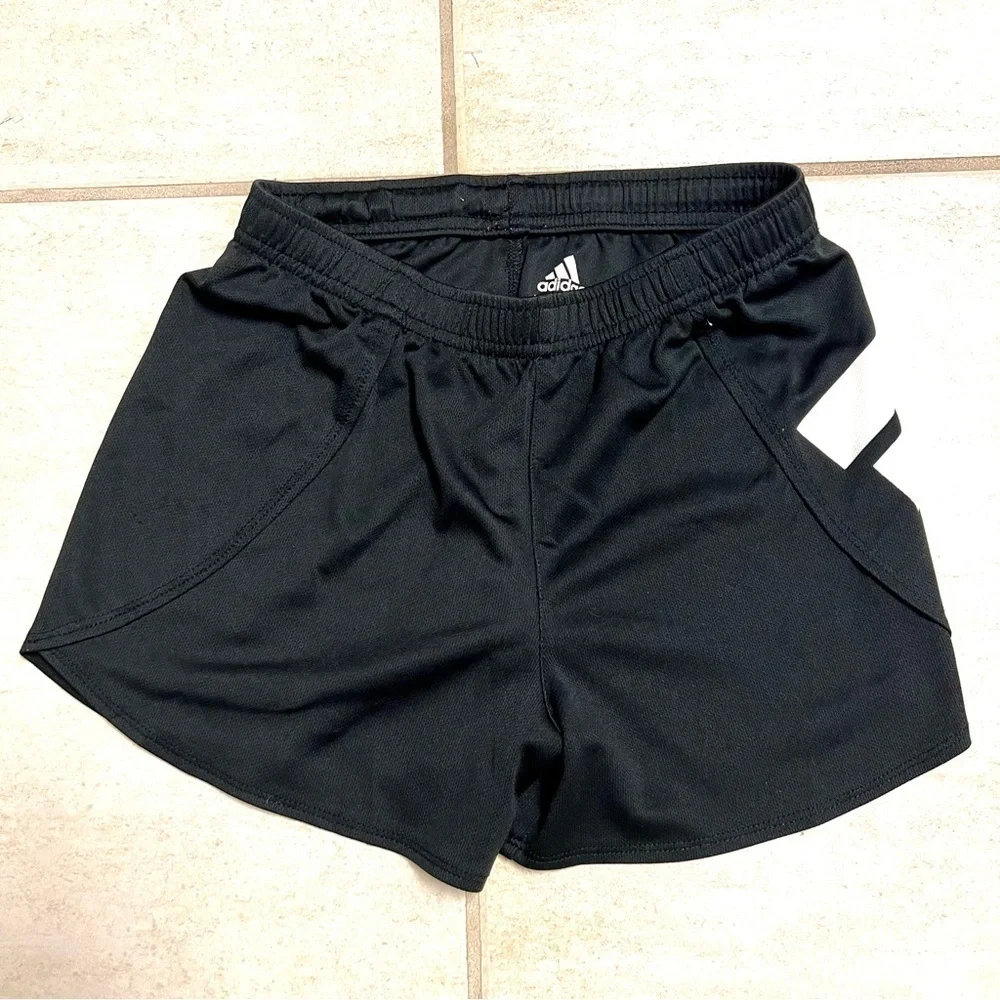 ADIDAS kids Base Bos Sho Shorts black size M (12)